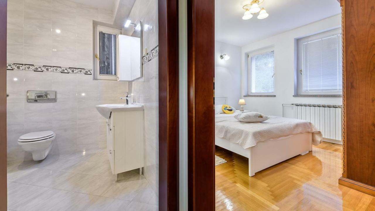 Central Apartment Smiley - Free Parking Zagreb Dış mekan fotoğraf